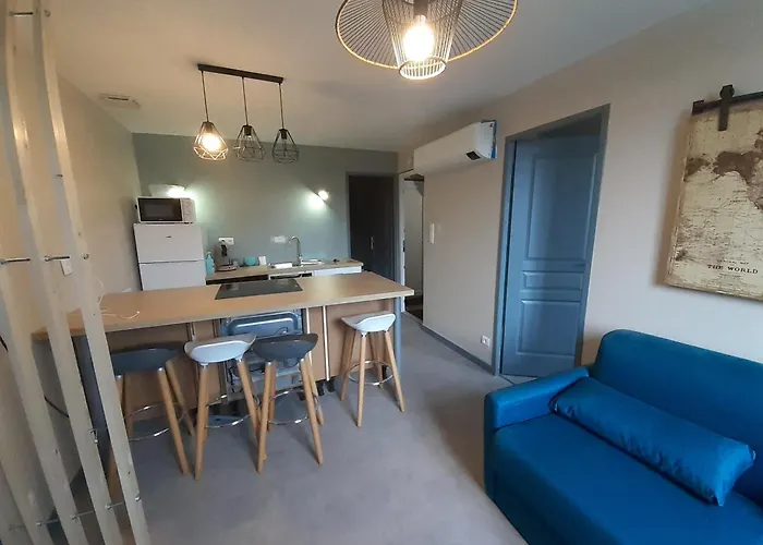 Bosquet, Hotel A Valenciennes